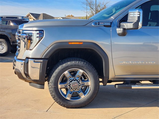 New 2026 GMC Sierra 2500 SLT image 8