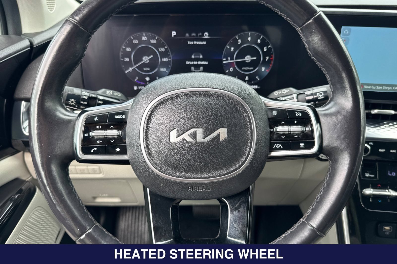 Used 2024 Kia Carnival SX Prestige FWD image 25