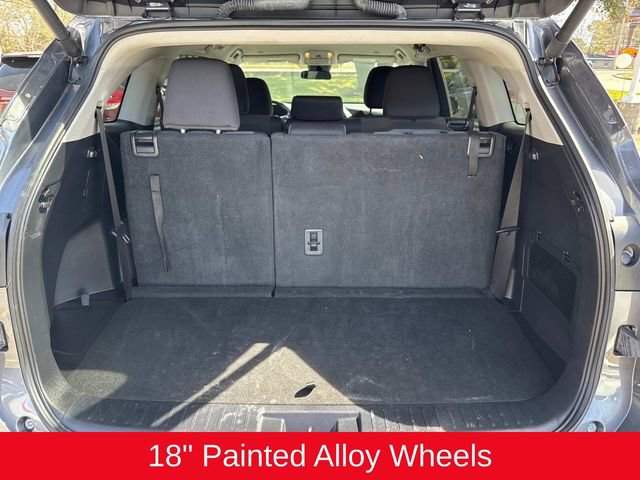 Used 2024 Toyota Highlander LE image 14