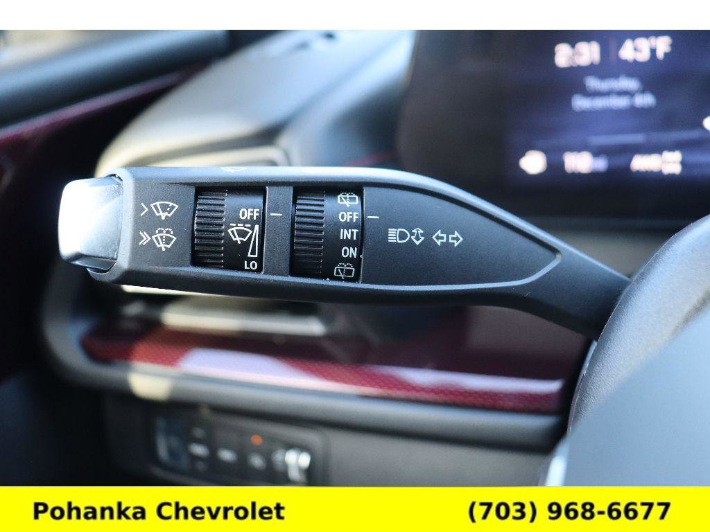 Used 2024 Chevrolet Traverse RS image 14