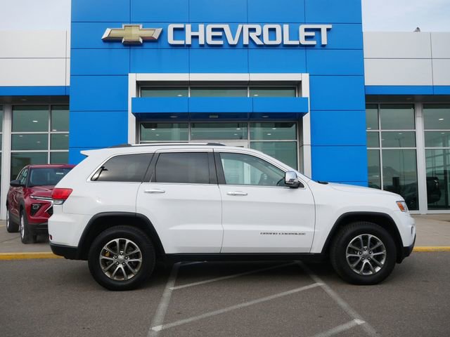 Used 2015 Jeep Grand Cherokee Limited w/ Trailer Tow Group IV image 25