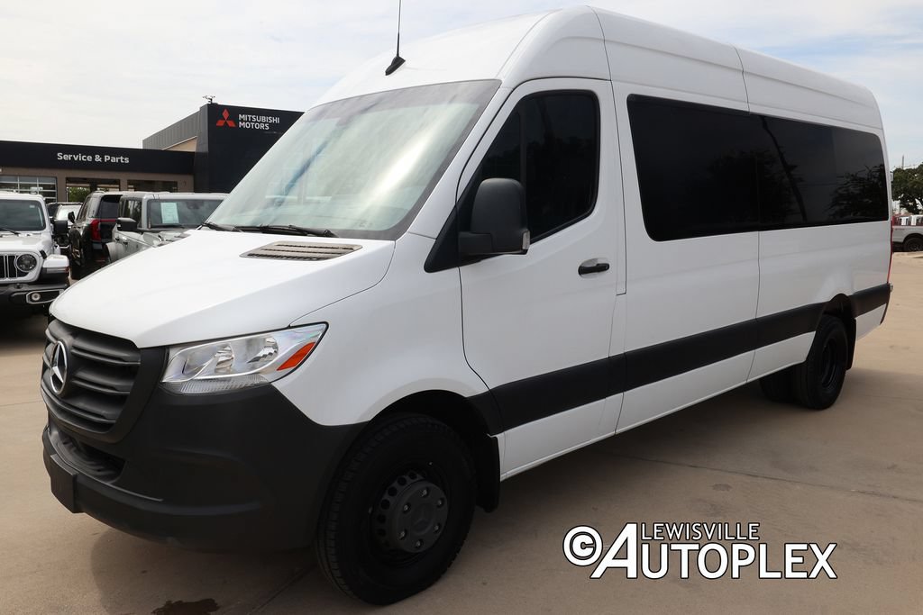 Used 2022 Mercedes-Benz Sprinter 3500 image 9