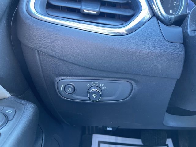 Used 2023 Chevrolet Equinox LS w/ LS Convenience Package image 18