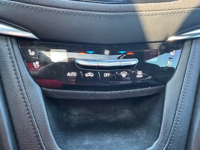 Used 2017 Cadillac XT5 Platinum w/ Driver Assist Package AWD/4WD image 31