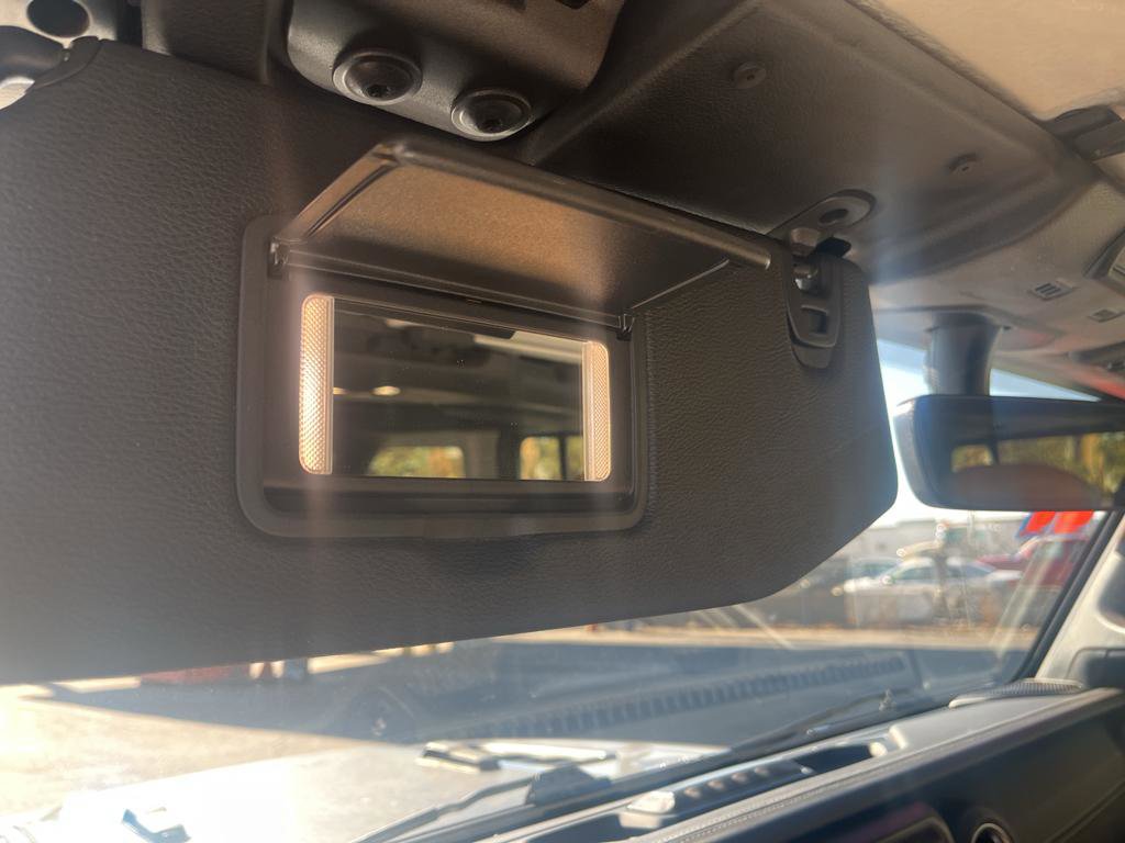 Used 2021 Jeep Wrangler Unlimited Rubicon 4xe image 32