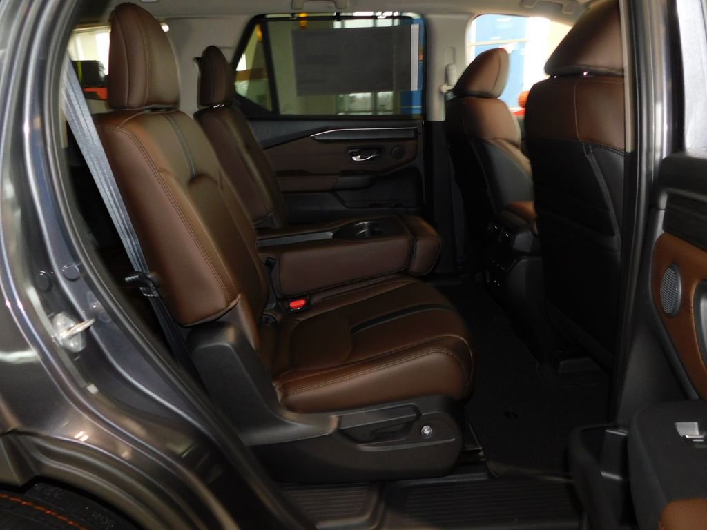 New 2026 Honda Pilot Touring image 18