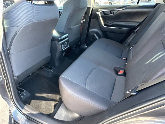 Certified 2022 Toyota RAV4 LE w/ Carpet Mat Package (TMS) image 15