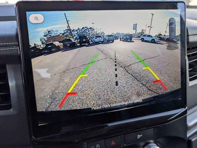 Used 2024 Ford Expedition XLT image 19