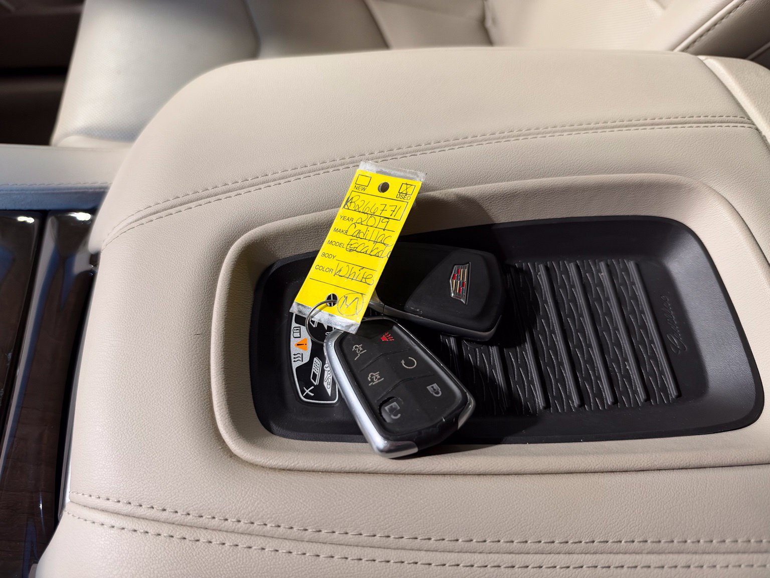 Used 2019 Cadillac Escalade 2WD image 30