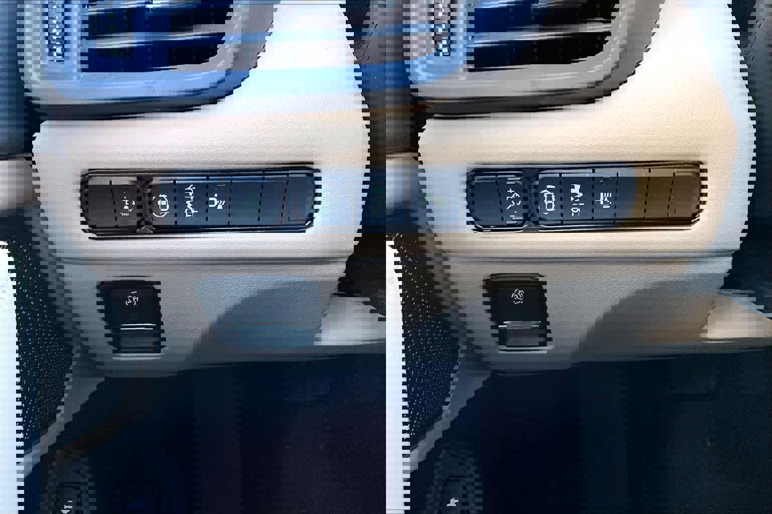 Certified 2022 Acura TLX w/ Technology Package image 33