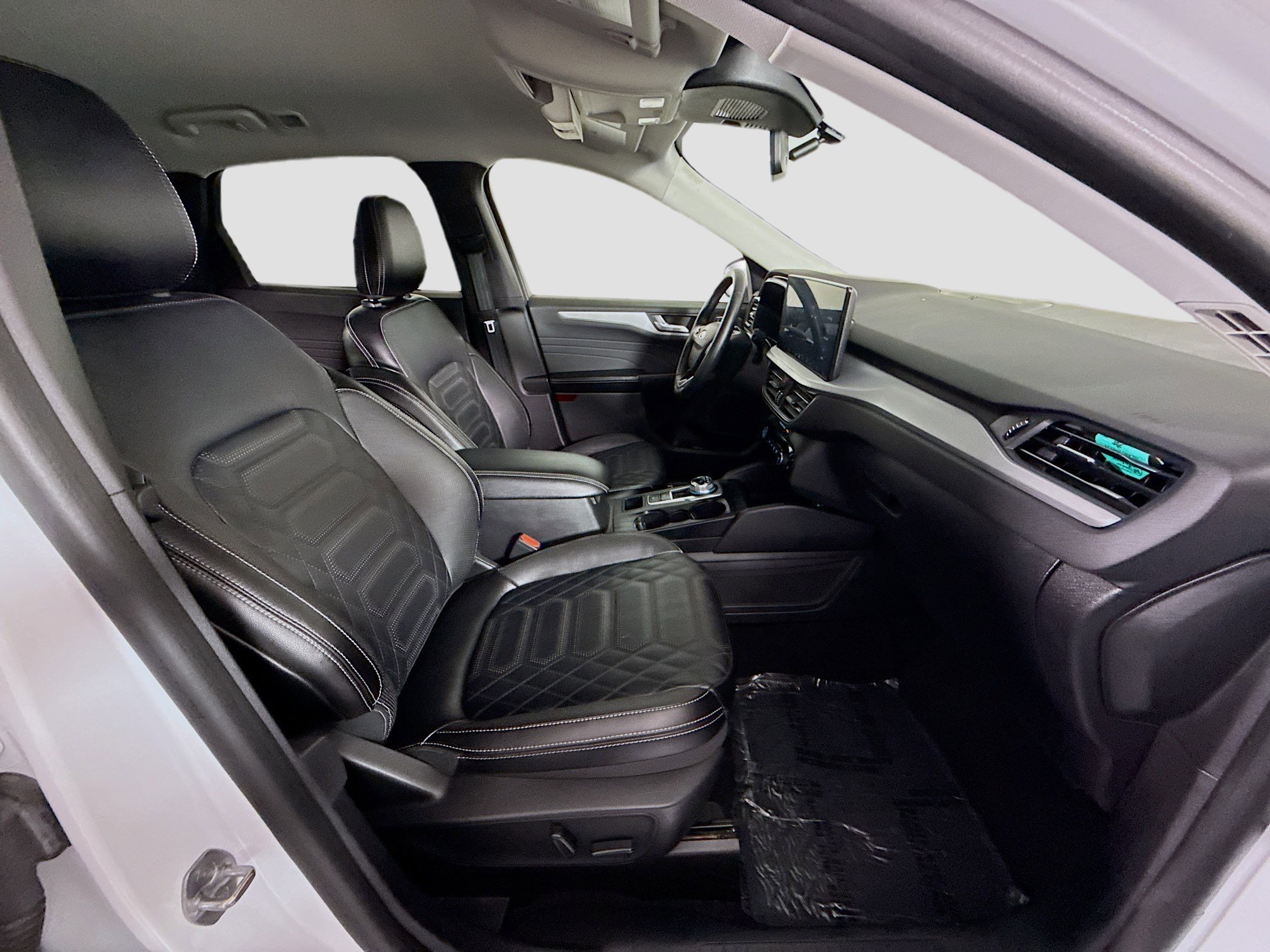 Used 2023 Ford Escape SE w/ PHEV Premium Package image 29