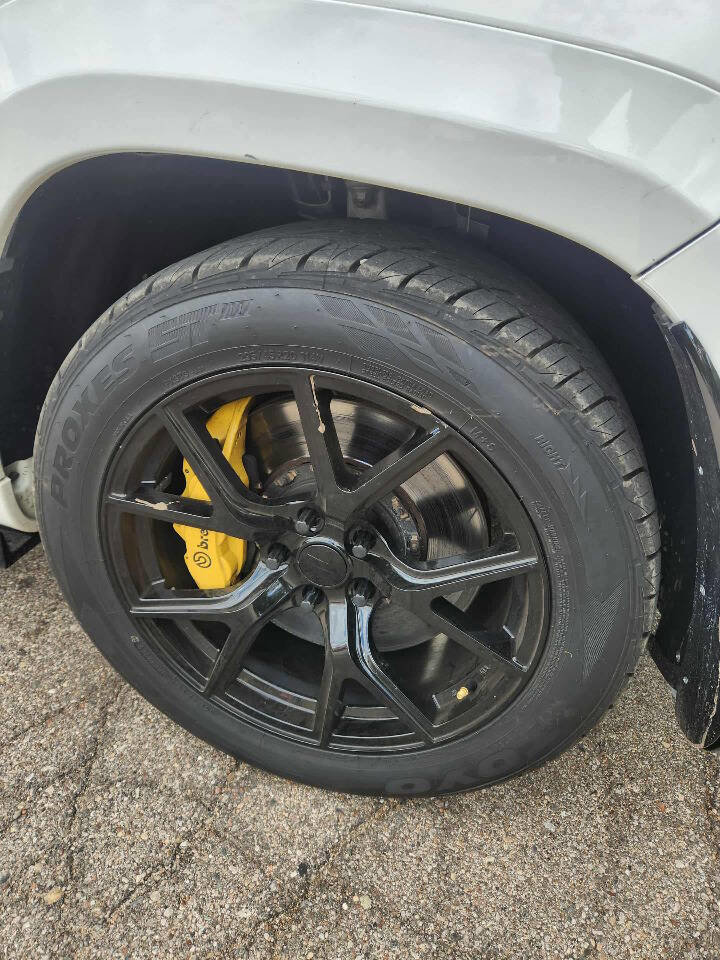 Used 2018 Jeep Grand Cherokee Trackhawk w/ Trailer Tow Group IV image 32