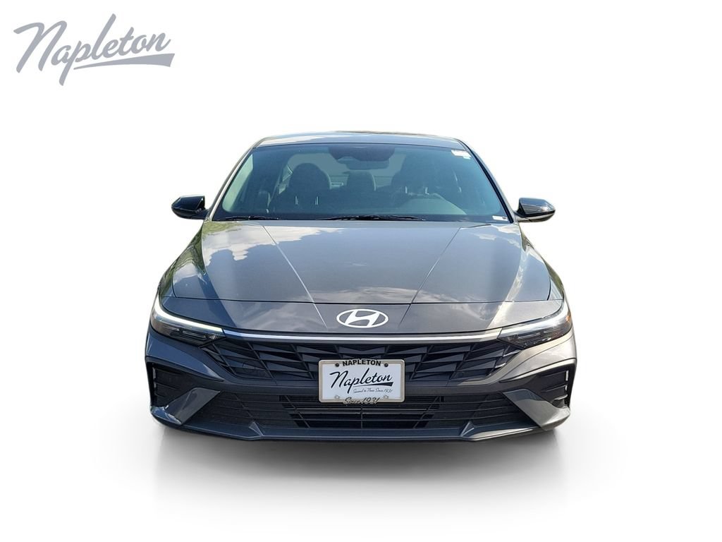 New 2026 Hyundai Elantra Sport FWD image 9