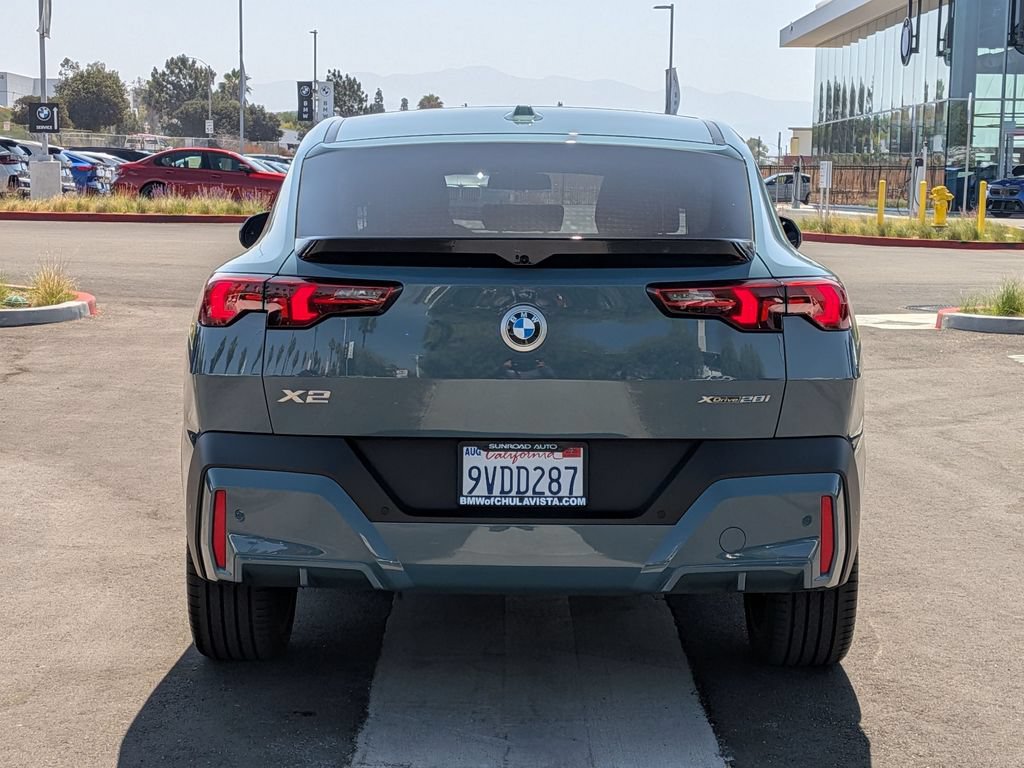 Certified 2025 BMW X2 xDrive28i AWD/4WD image 7