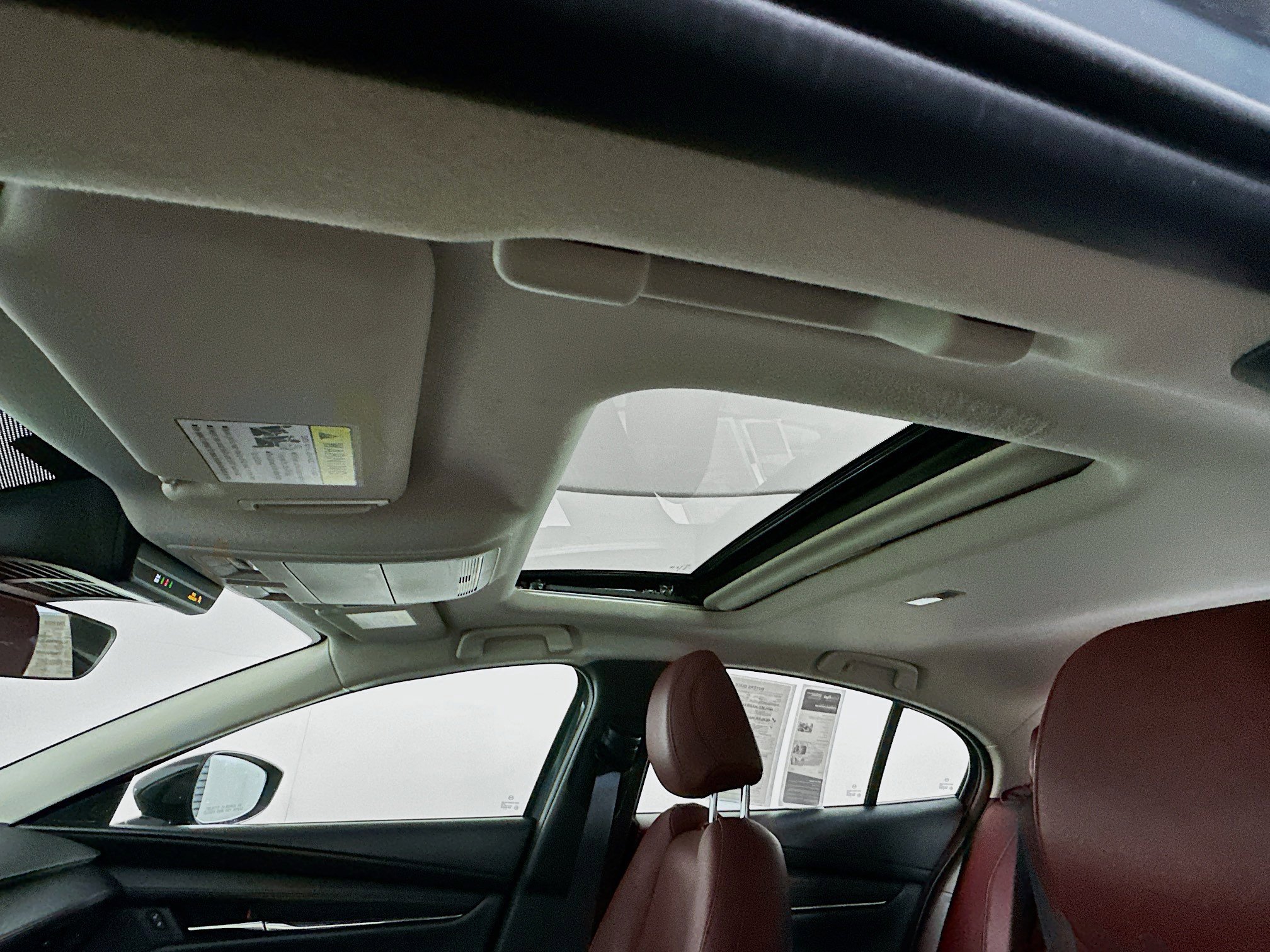 Used 2024 MAZDA MAZDA3 s image 25