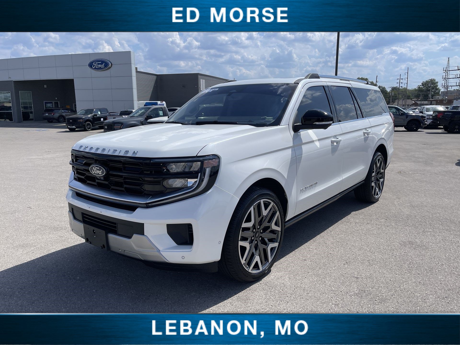 Certified 2025 Ford Expedition Max Platinum w/ Platinum Ultimate Package AWD/4WD image 4