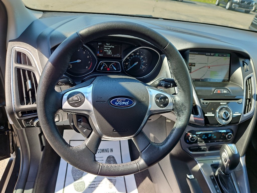 Used 2014 Ford Focus Titanium FWD image 12