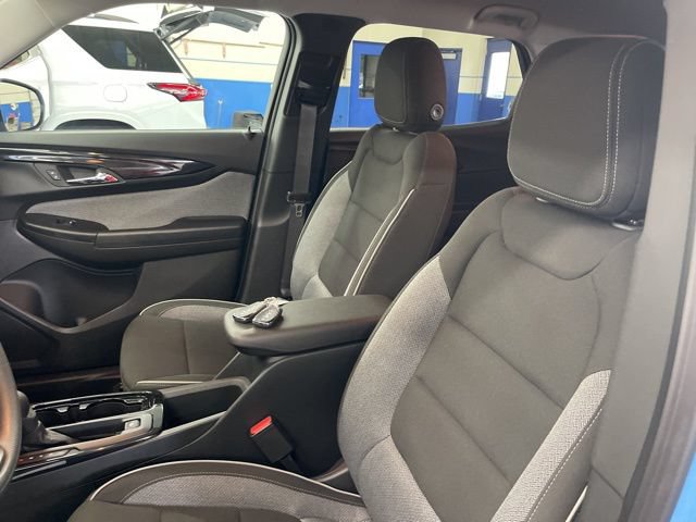Used 2024 Chevrolet TrailBlazer LT AWD/4WD image 18