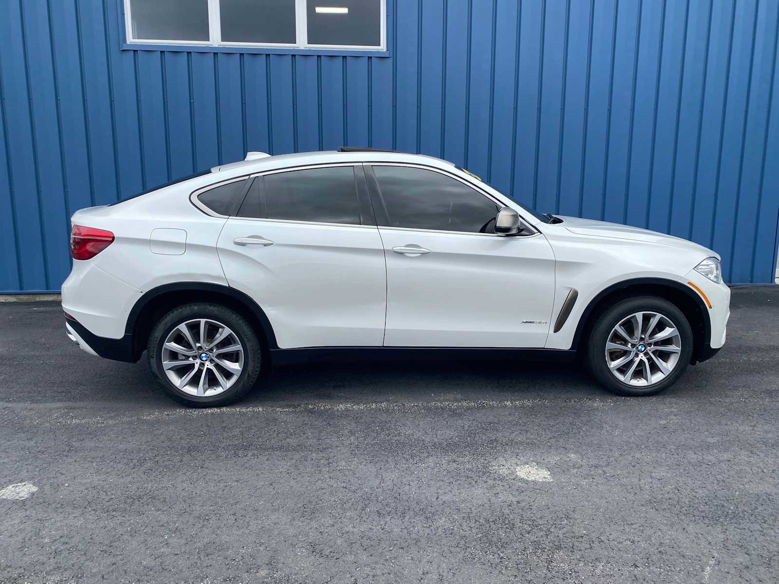 Used 2018 BMW X6 xDrive35i image 13