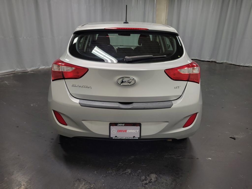 Used 2016 Hyundai Elantra GT image 8