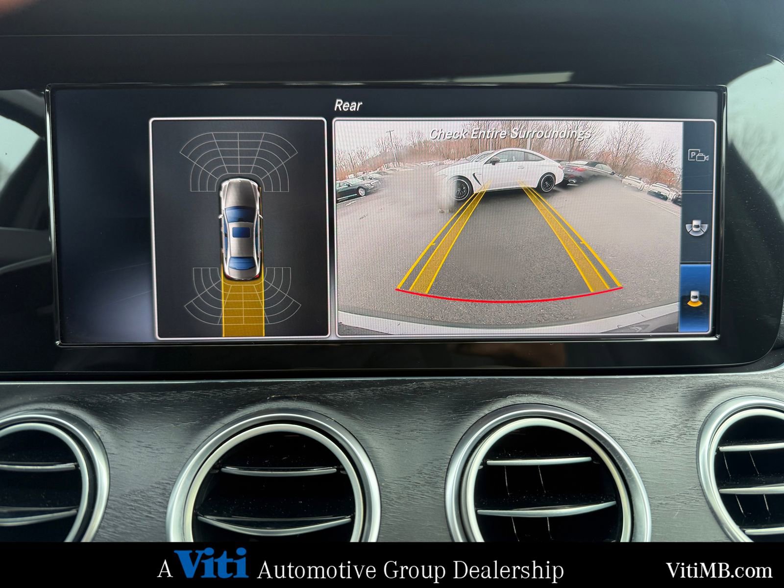 Used 2018 Mercedes-Benz E 300 4MATIC image 33