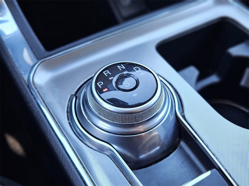 Used 2022 Ford Edge Titanium image 21