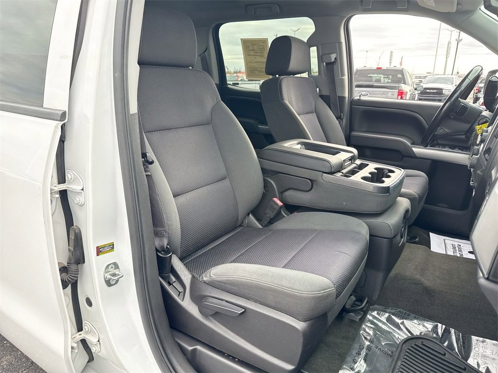 Used 2015 Chevrolet Silverado 1500 LT image 23