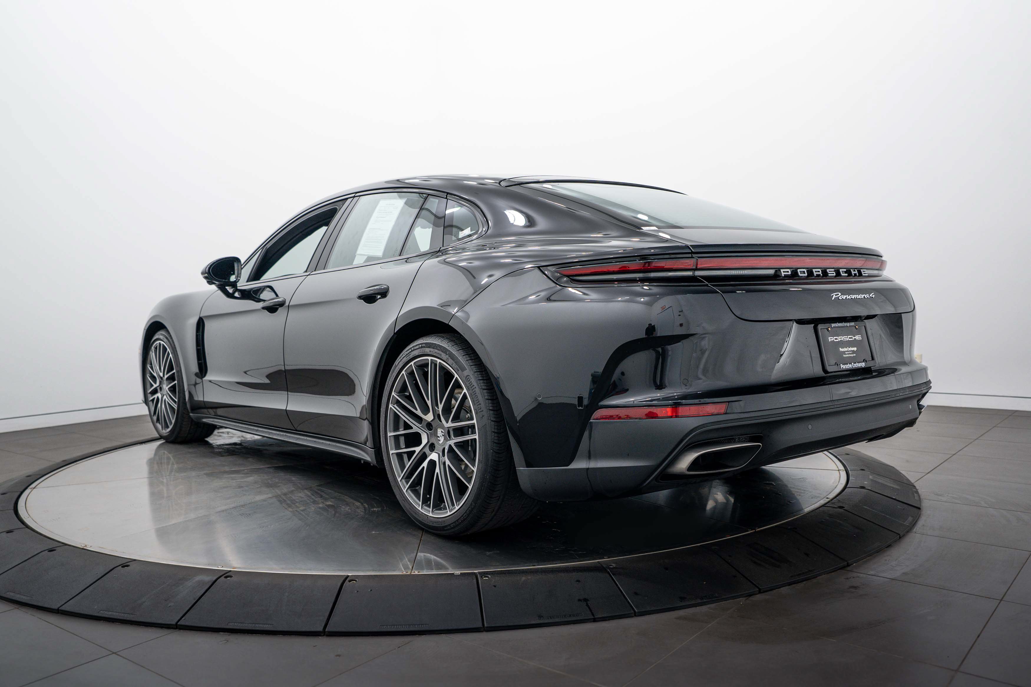 Certified 2026 Porsche Panamera 4 AWD/4WD image 3