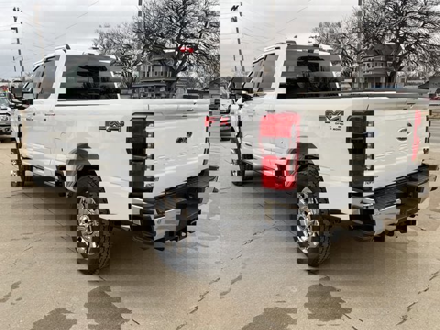 New 2026 Ford F250 Lariat w/ Lariat Premium Package image 4