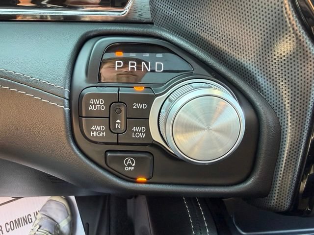 Used 2025 RAM 1500 Limited AWD/4WD image 18