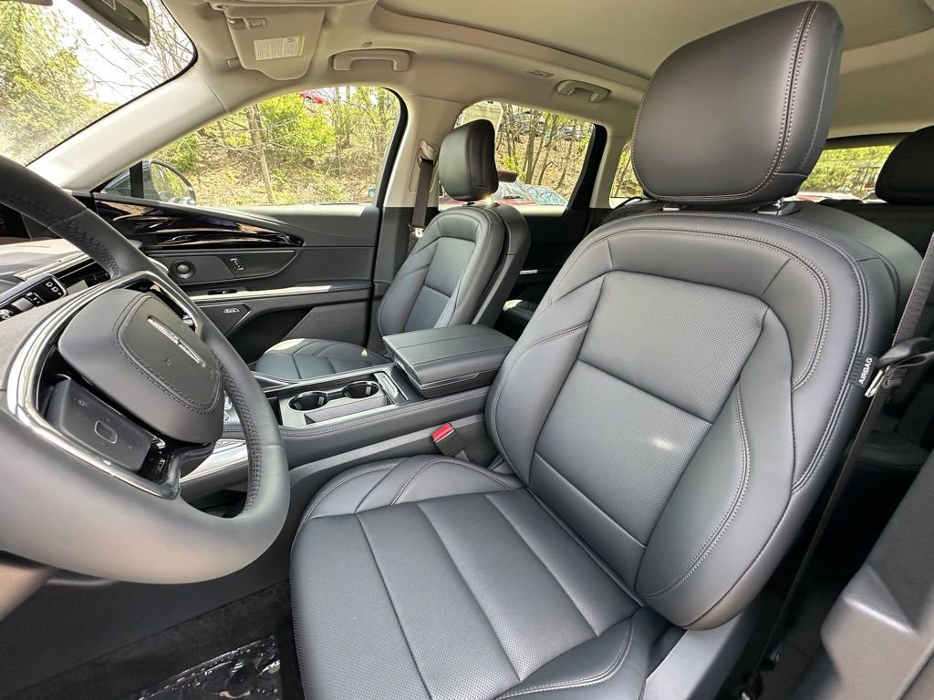 New 2026 Lincoln Nautilus Premier w/ Equipment Group 102A AWD/4WD image 17