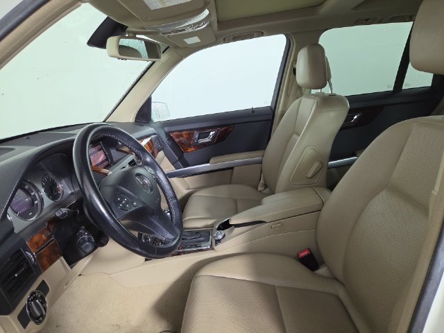Used 2010 Mercedes-Benz GLK 350 4MATIC image 13