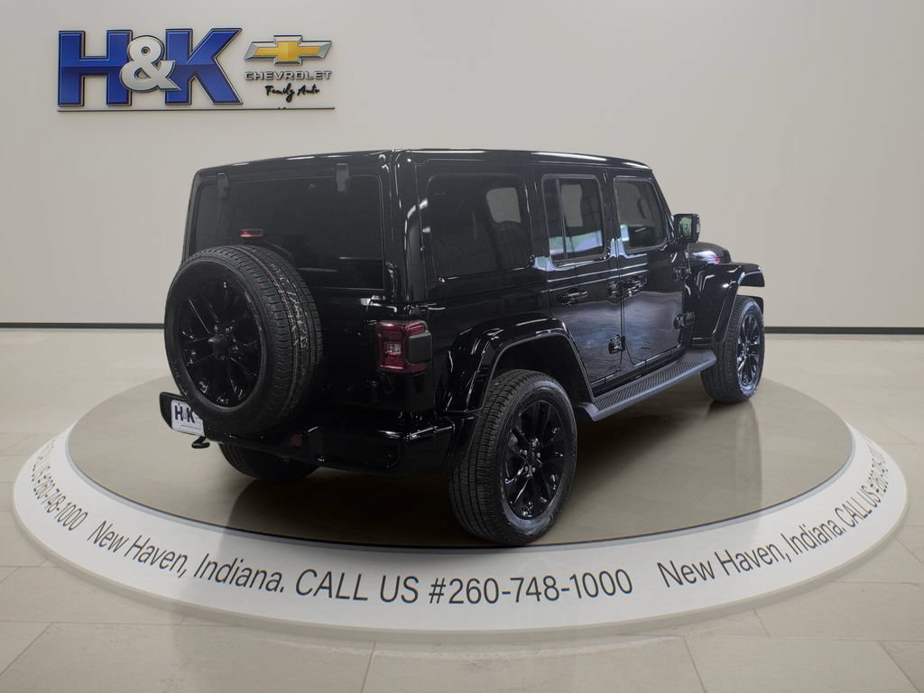 Used 2023 Jeep Wrangler Unlimited Sahara AWD/4WD image 6
