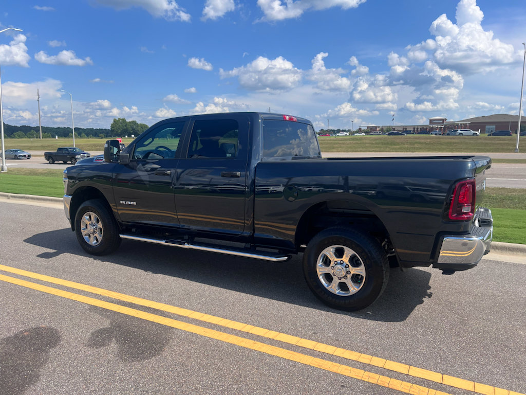 Certified 2026 RAM 2500 Big Horn AWD/4WD image 10