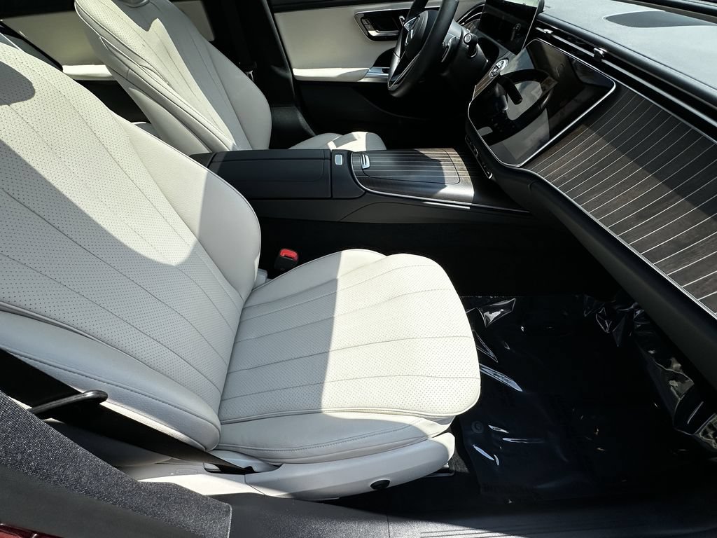 Certified 2024 Mercedes-Benz E 350 4MATIC Sedan image 15