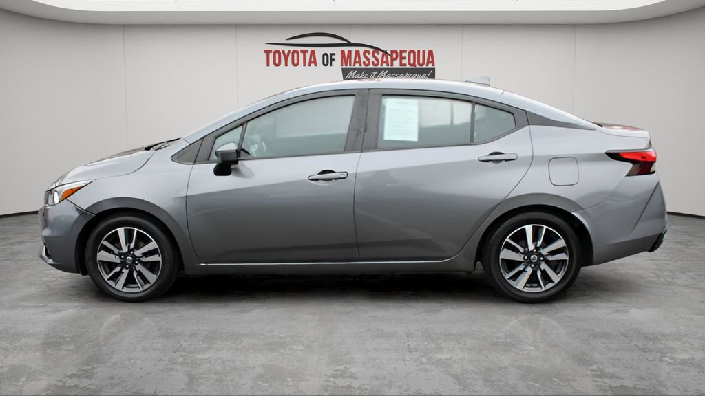 Used 2021 Nissan Versa SV image 25
