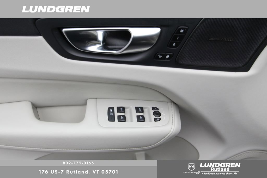 Used 2022 Volvo XC60 B6 Inscription w/ Advanced Package image 14