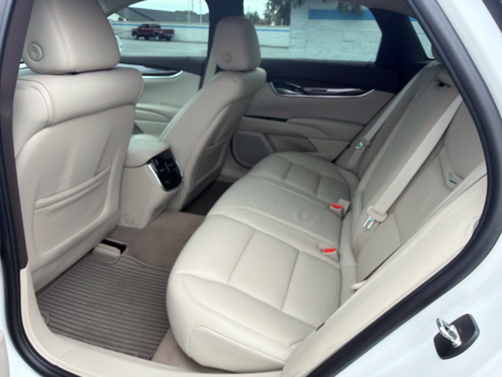 Used 2016 Cadillac XTS Luxury w/ LPO, Protection Package FWD image 18