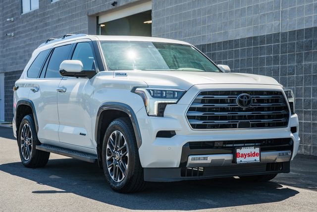 Used 2024 Toyota Sequoia Limited w/ Tow Technology Package AWD/4WD image 2