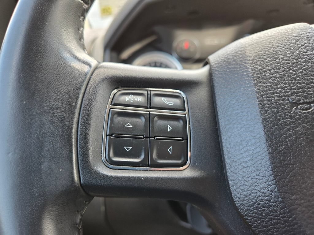 Used 2019 RAM 1500 Big Horn RWD image 13