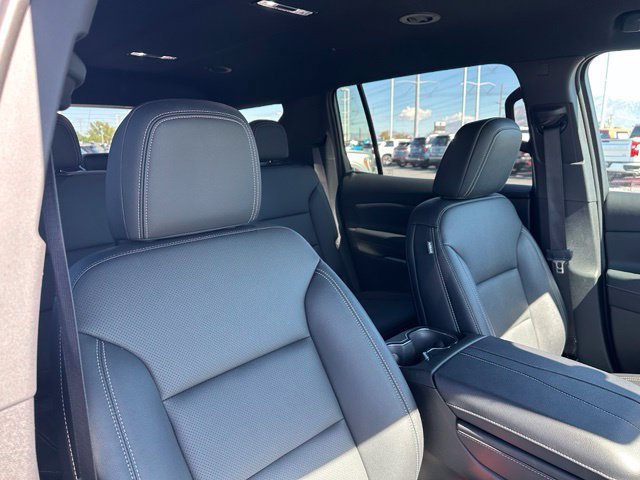 Certified 2026 Chevrolet Traverse LT AWD/4WD image 32
