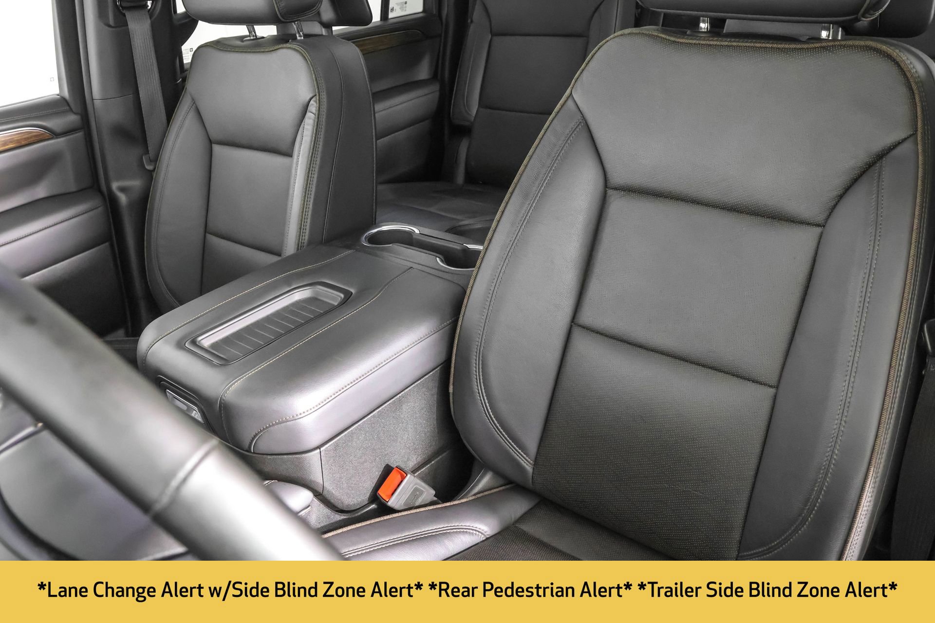 Used 2024 Chevrolet Suburban High Country image 29