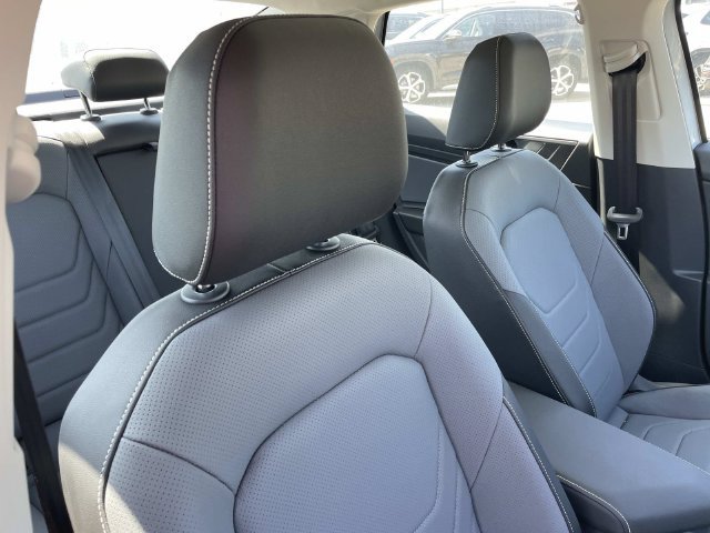 New 2027 Volkswagen Jetta SEL FWD image 28