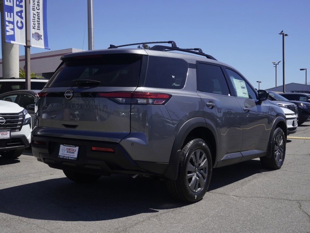 New 2026 Nissan Pathfinder SV image 4