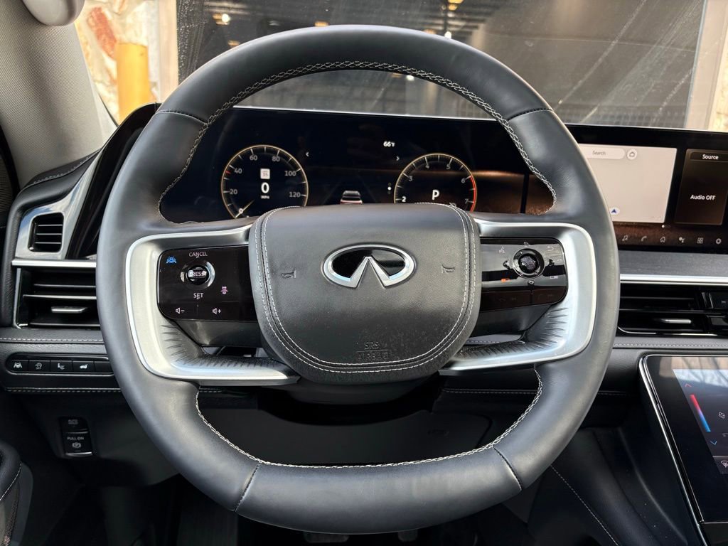 Used 2025 INFINITI QX80 Sensory AWD/4WD image 29