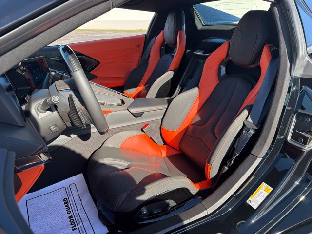 Used 2025 Chevrolet Corvette E-Ray w/ Stealth Interior Trim Package AWD/4WD image 11