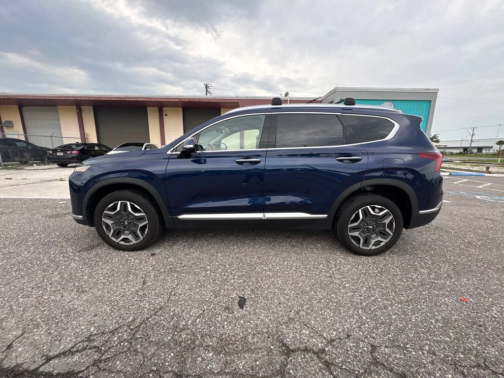 Used 2022 Hyundai Santa Fe Limited AWD/4WD image 6
