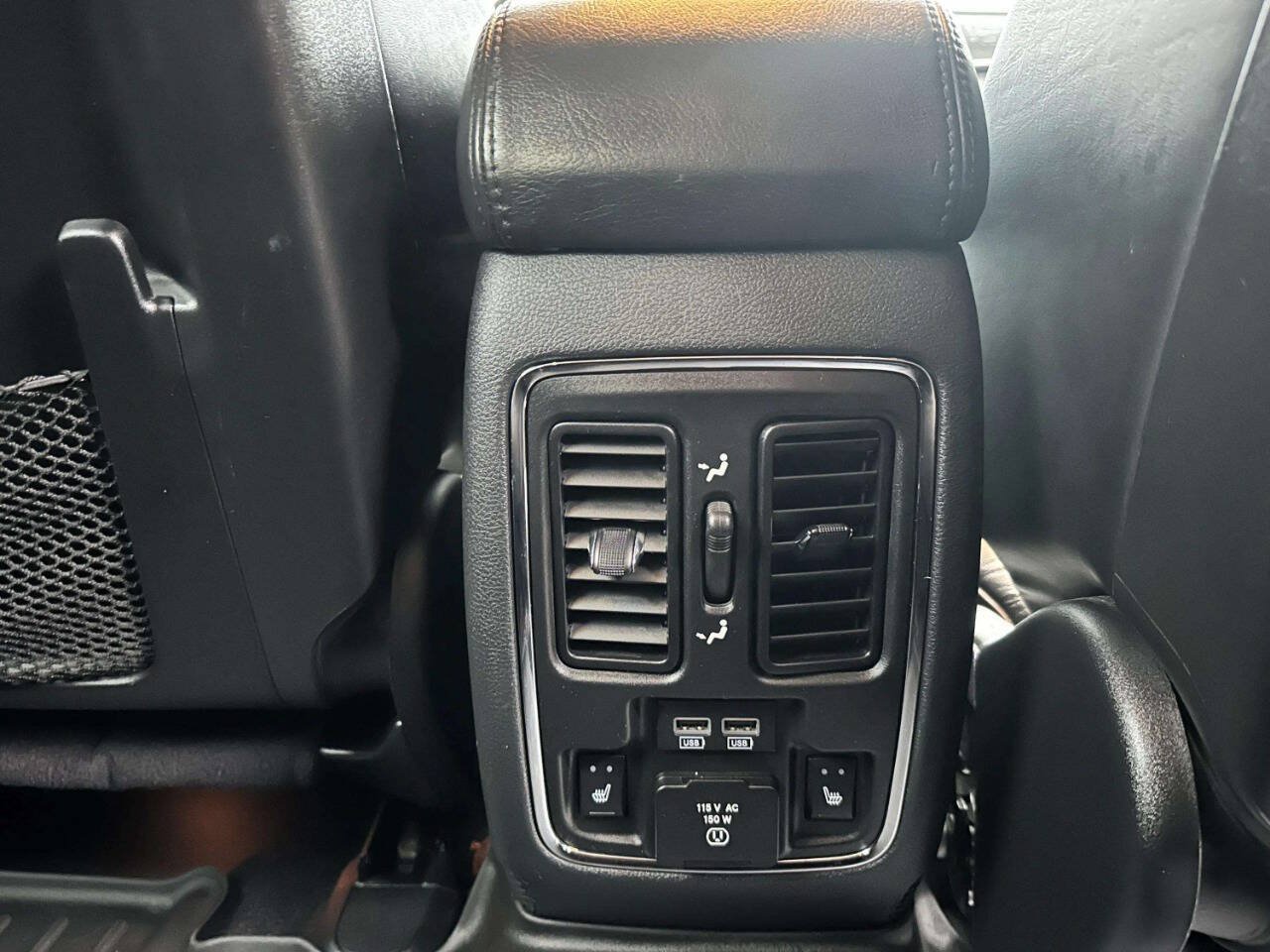 Used 2018 Jeep Grand Cherokee Summit w/ Platinum Series Group AWD/4WD image 19