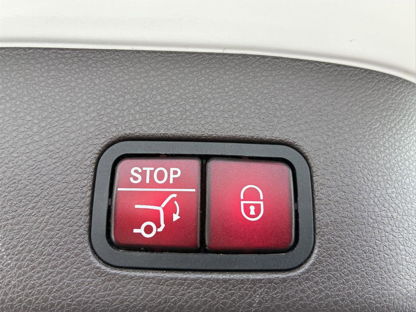 Used 2019 Mercedes-Benz GLS 550 GLS 550 image 38