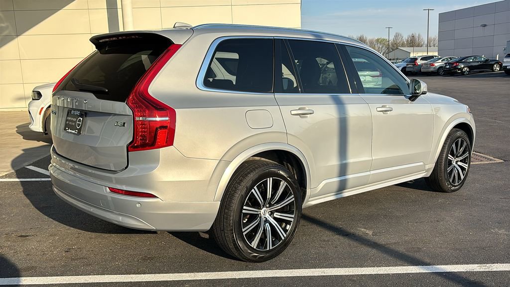 Certified 2023 Volvo XC90 B6 Core w/ Climate Package image 28